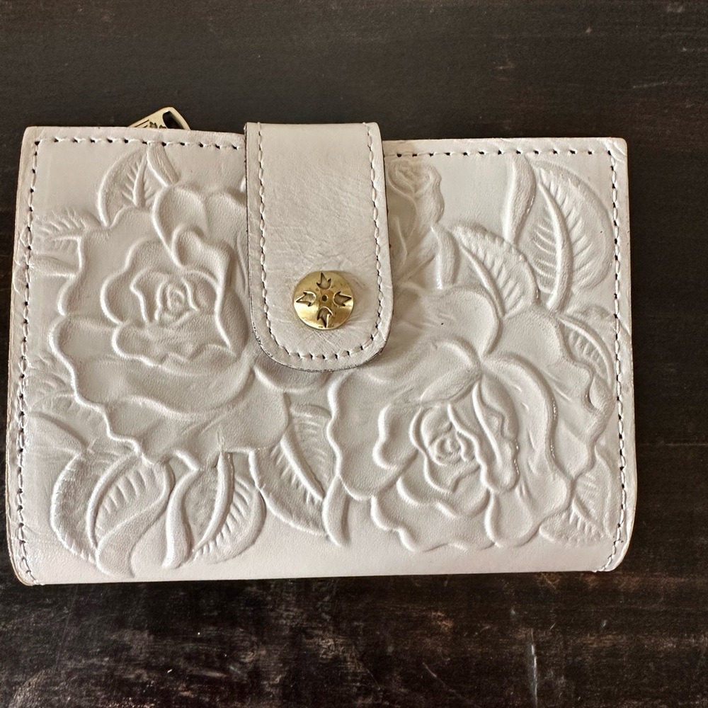 Patricia Nash White Floral Embossed Wallet